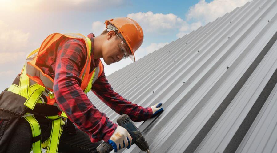 Expert new roof installation services in Prairie City, IA